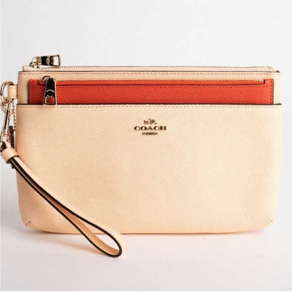 Coach Handbags - Coach Large Pop Up Pouch Wristlet